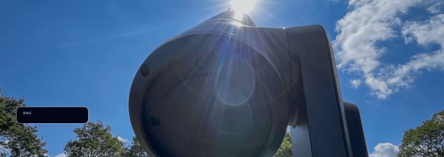How to safely observe eclipses and the solar surface with a smart illustration